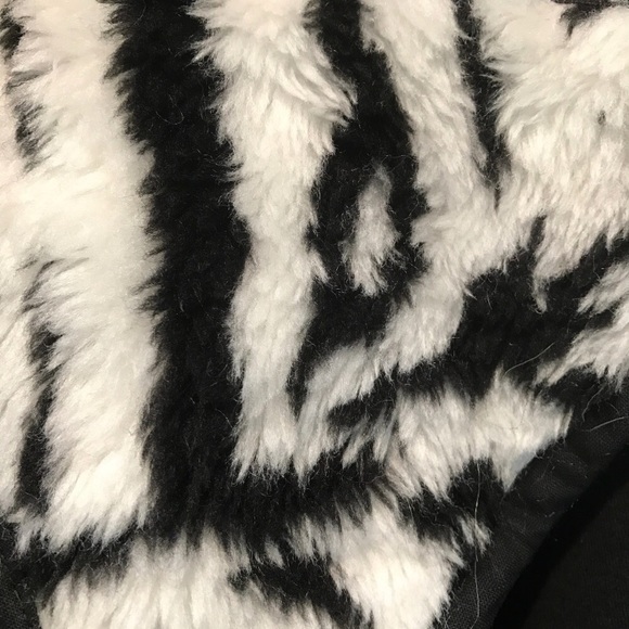 Trixy Xchange White Zebra Fur Bikini Small Medium - Picture 2 of 3